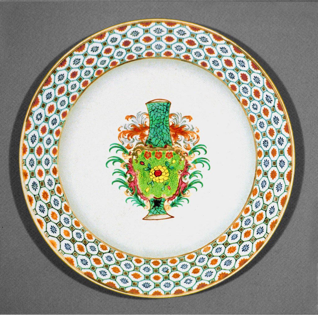 Armorial dish, Chinese export porcelain